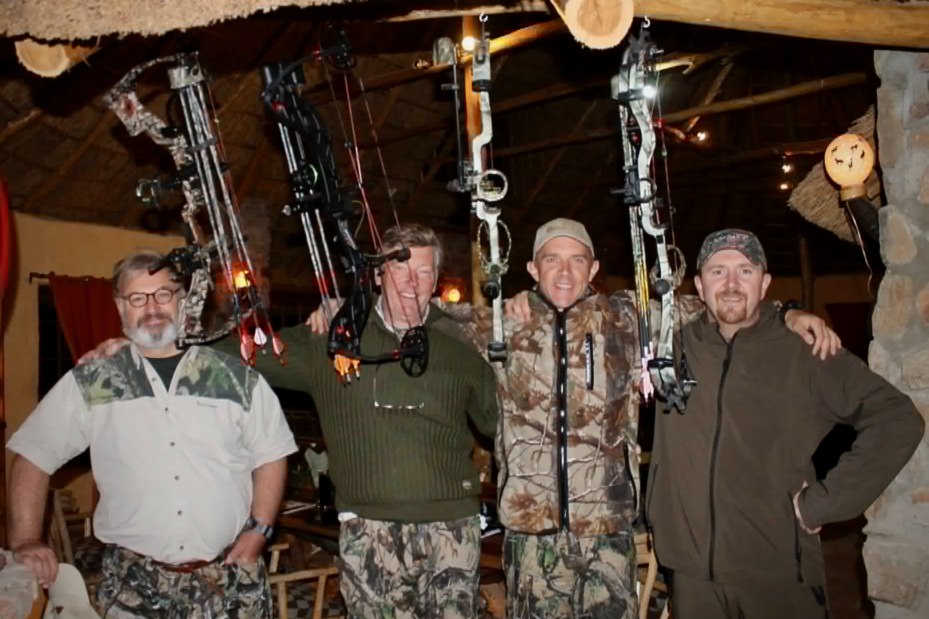 Jean Galoppin avec Claude, Richard et Bruno lors d’un voyage en Afrique